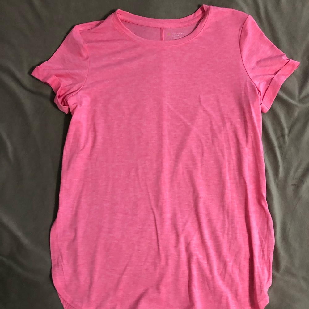 tek gear pink workout shirt